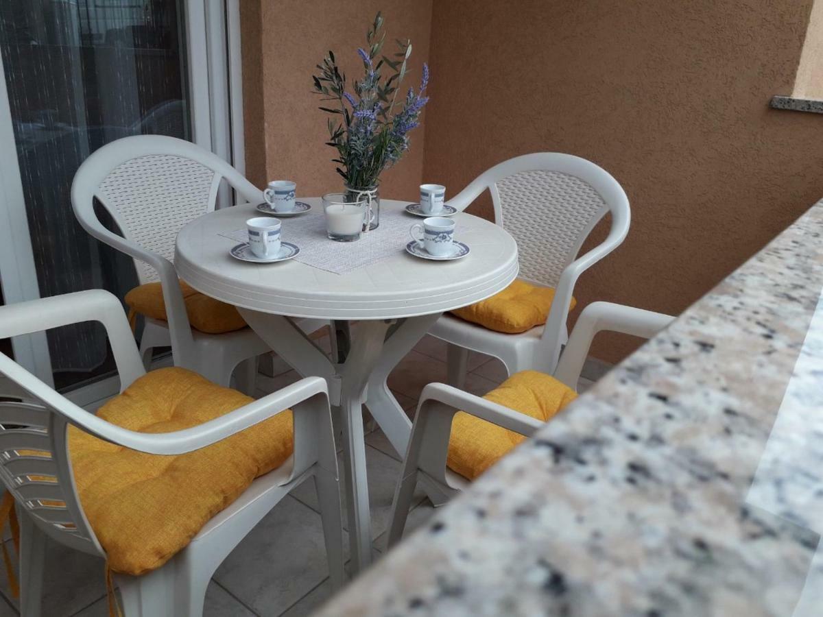 Apartman Lean Pula Dış mekan fotoğraf